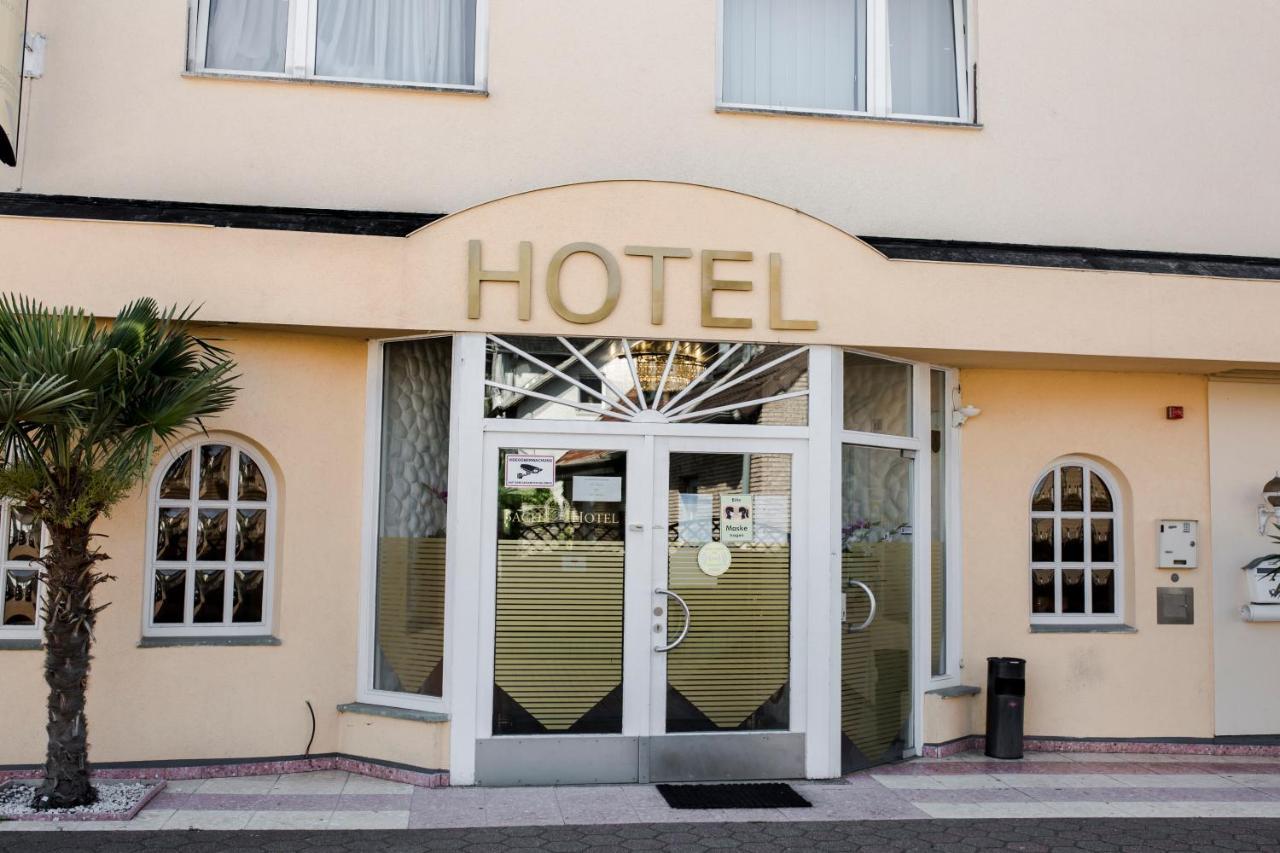 Bach Hotel Porta Westfalica Exteriér fotografie